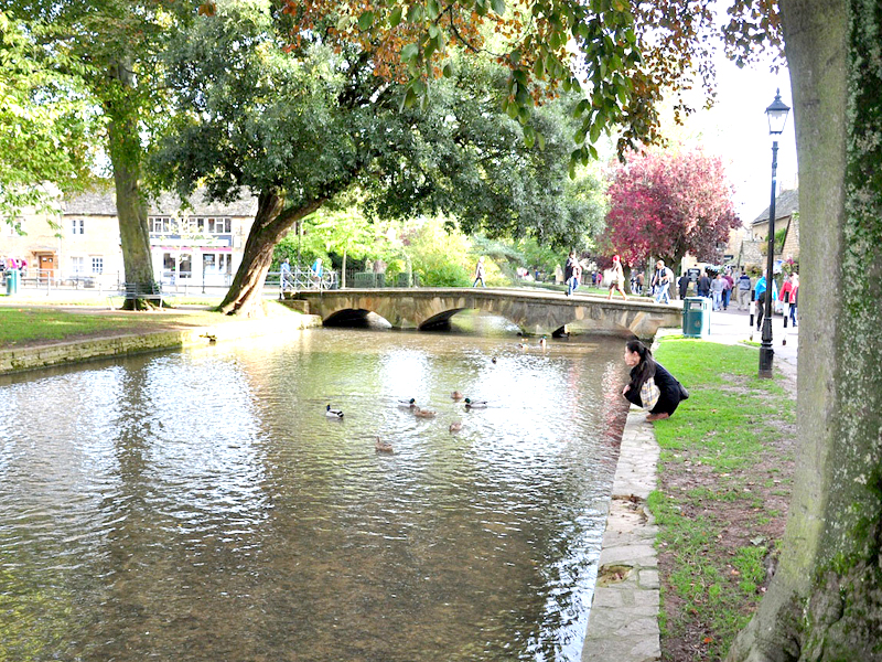  Bourton-On-The-Water Centre