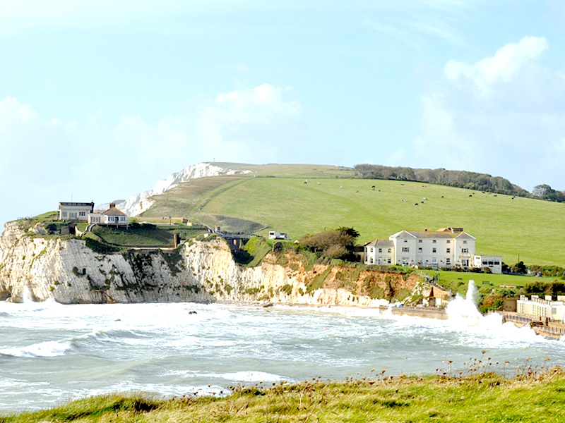  Freshwater Bay Centre