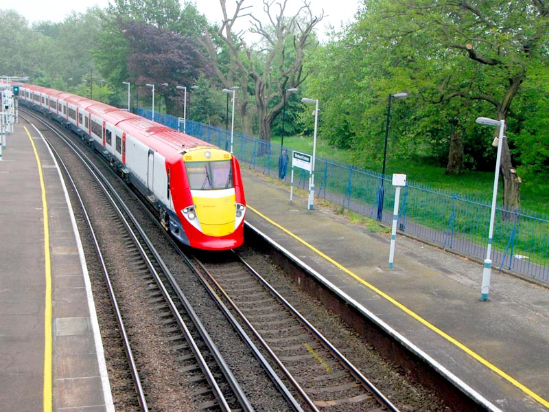  Gatwick Express Train