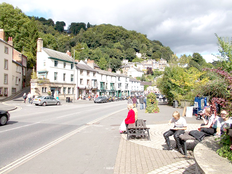  Matlock Bath Centre