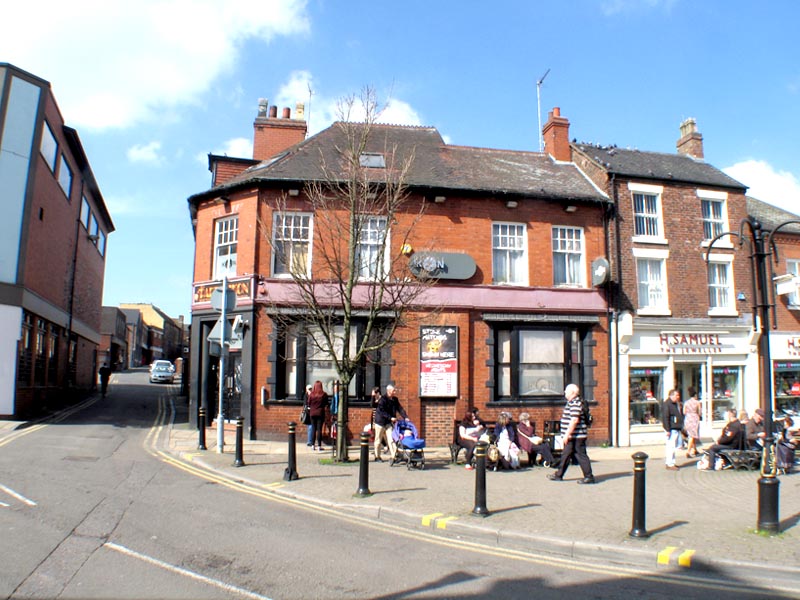  Newcastle-Under-Lyme Centre