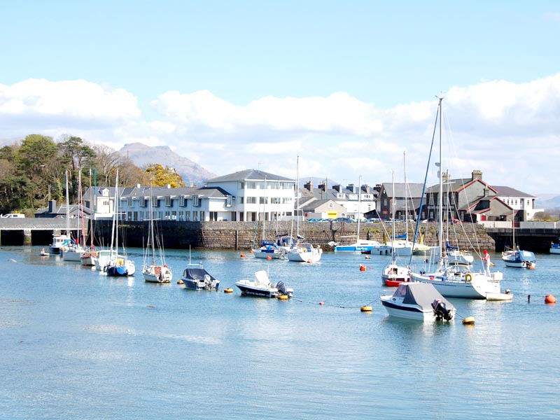 Porthmadog Centre