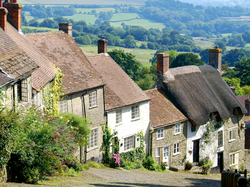  Shaftesbury Centre