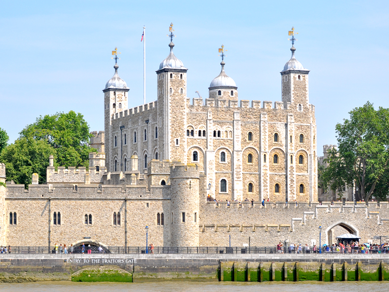  Tower of London